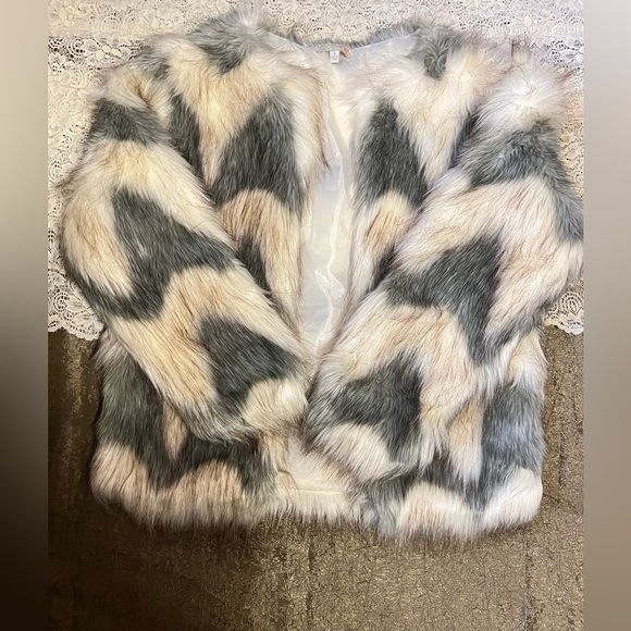 Gianni Bini faux fur jacket - Picture 1 of 7